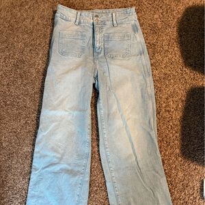 Old Navy Light Wash Extra High Rise Sky-Hi Wide Leg Jeans Size 4